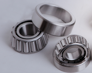 7類圓(yuán)錐滾子軸(zhóu)承-31314/YB2(27314EK)-70×150×38-鷹牌軸(zhou)承 7類圓錐(zhuī)滾子軸承(cheng)-31314/YB2(27314EK)-70×150×38-鷹牌軸承(cheng)