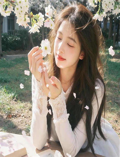 甜妻嫁到,顾少快还俗美学价值分析：艺术美感与审美特征探讨，未删减版